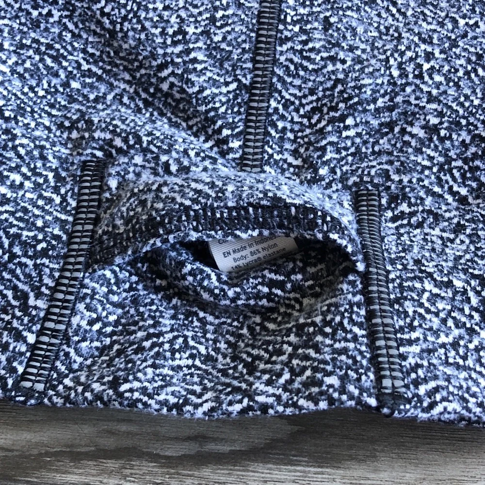 Lululemon Top Knot Toque Open Hat Earwarmer Rulu W9AE1S